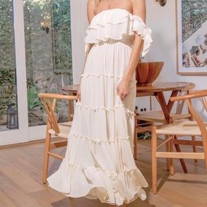 Brand new LULU White off the shoulder dress size XL Bridal shower bride